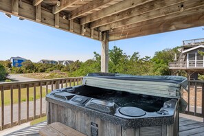 OSJ16: Beach Happy | Mid Level Deck w/ Hot Tub