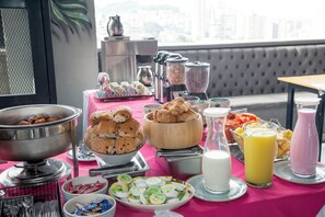 Breakfast buffet
