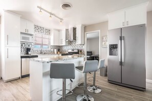 Spacious Kitchen