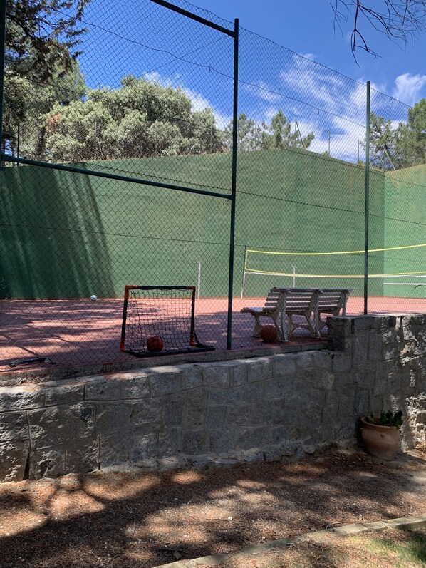 Sport court