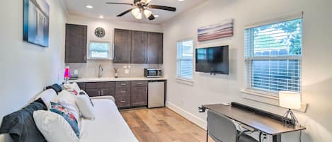 Houston Vacation Rental | Studio | 1BA | 1 Step Required to Enter