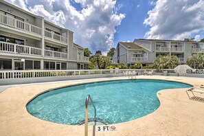 Community Outdoor Pool