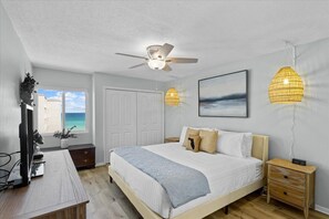 HSRC 611 Master Bedroom With King Bed And Gulf View