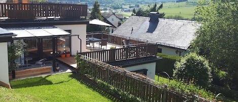 Komfort-Fewo "Blickfang Willingen" - Panoramalage mit Sonnenterrasse
