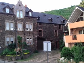 Ferienwohnung Gorges "Im Hof"
