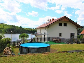 Nuage, L'Eau, Ciel, Plante, Bâtiment, Propriété, Bleu Azur, Piscine, Maison, Architecture