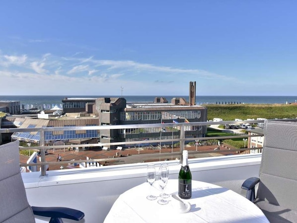 Ferienwohnung App W 507_Ausblick von Terrasse in Richtung Western
