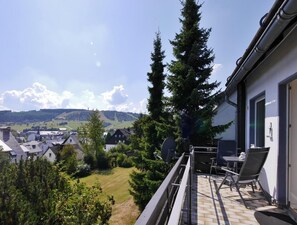 Fewo Ettelsberg-Panorama**** - Balkon mit Panoramamblick