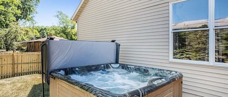 Nothing like relaxing in the 6-person hot tub after a fun-packed day in and around Beach Depot.