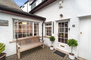 You can sit out in the courtyard and enjoy a glass of wine before dinner on the warmer days
