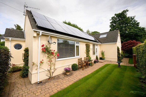 Crosthwaite Gardens has a peaceful location in a quiet cul-de-sac, 15 minutes walk from the centre of Keswick