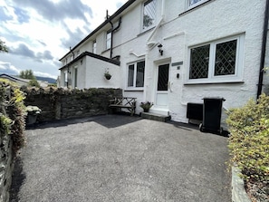 The property has an enclosed rear garden with seating , so you can sit out and enjoy the warmer days