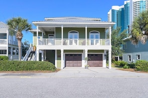 Casamigos - Orange Beach, AL - Signature Properties