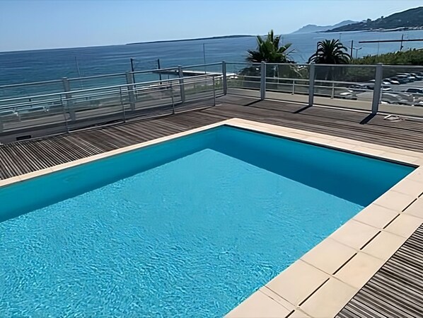 Booking with us includes access to our lovely rooftop pool!