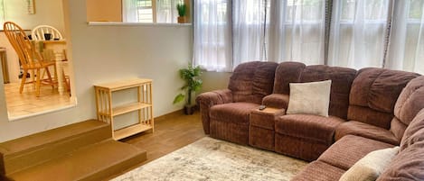 Sunroom living room with pull out sofa bed