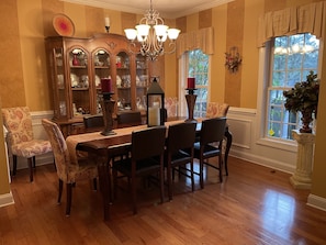 Dining room can seat up to 10 comfortably.