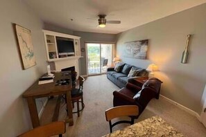 Living Area (1)