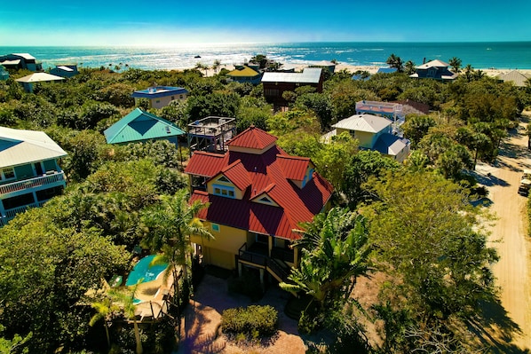 Welcome to the Salty Conch