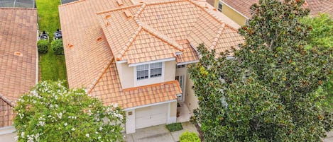 Bright Suns Getaway is located on a quiet street with a park-like setting!