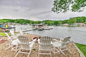 Private Yard | Fire Pit | Boat Dock