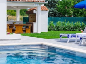 Water, Property, Blue, Swimming Pool, Nature, Azure, Plant, Umbrella, Shade, Outdoor Furniture