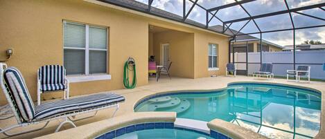 Kissimmee Vacation Rental | 4BR | 3BA | 1 Entry Step | 1,750 Sq Ft