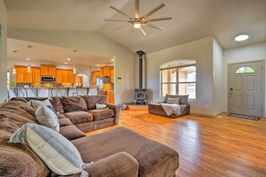 Living Room | Main Floor | Wireless Internet | Smart TV