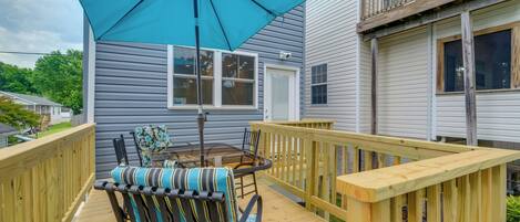 Furnished DeckNorth Beach Vacation Rental | 2BR | 3.5BA | 1,782 Sq Ft | Stairs R