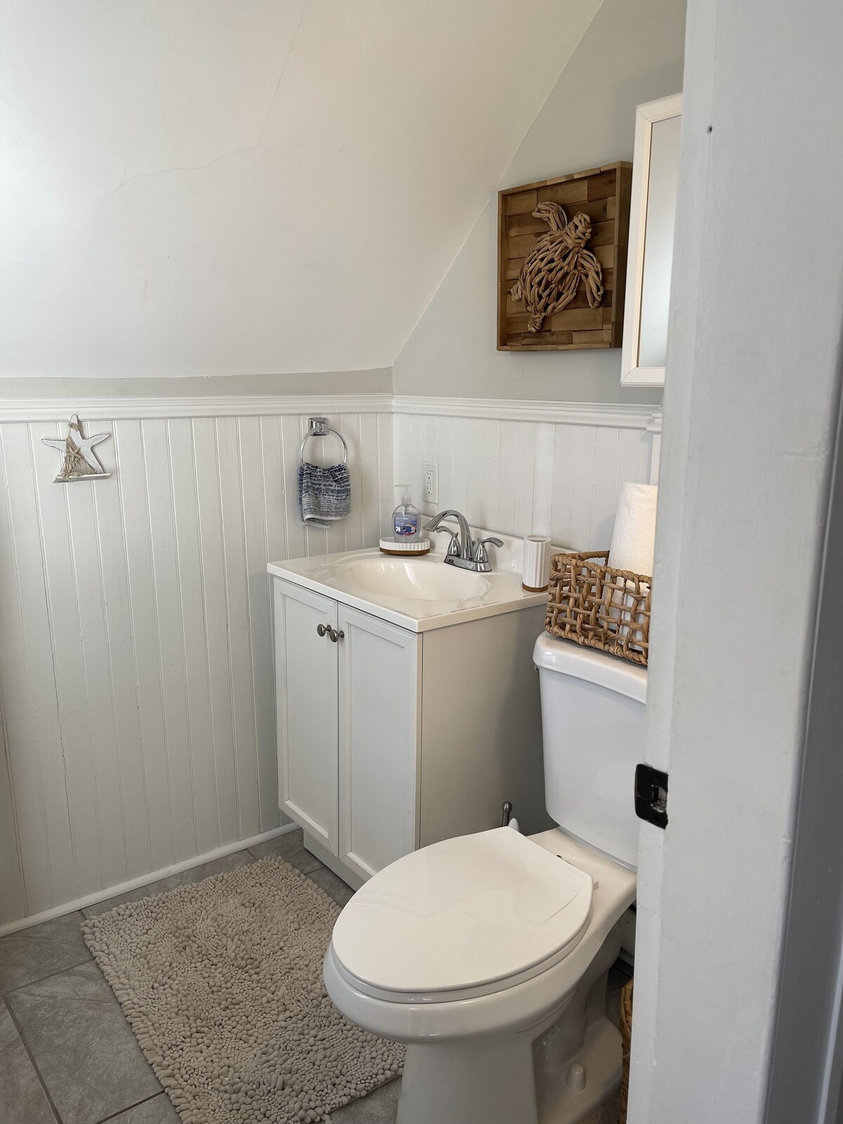 Beach house – perfect location next to beach and town!
