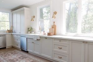 Brand new kitchen, equipped with 2 dish washers and wine fridge