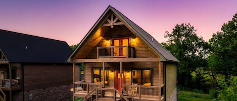 Welcome to Hillside Hideaway