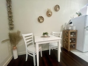 Dining area and Coffee Bar