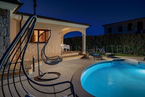 ferienvilla zur miete mit eigenem pool lu impostu
