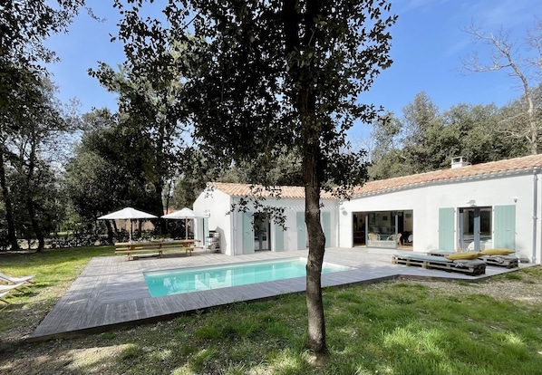 Villa avec piscine sur l'île d'Oléron, entre île de Ré et Bassin d'Arcachon