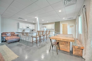 Dining Area | Lower Level | High Chair | 2 Toddler Booster Seats