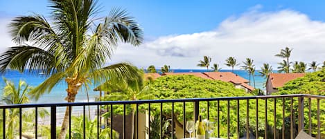 Spectacular ocean views from your private lanai