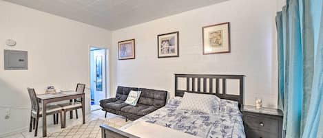 Atlantic City Vacation Rental | Studio | 1BA | 336 Sq Ft | Steps Required