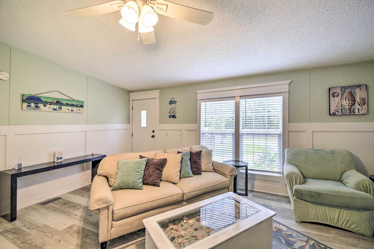 Charming Supply Home < 2 Mi to Holden Beach!