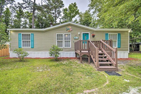 Supply Vacation Rental | 2BR | 2BA | 1,500 Sq Ft | Stairs Required