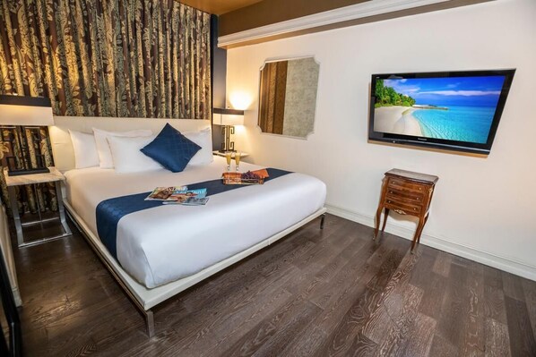 King size bed!  Great rest after a long day of adventures!