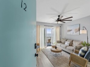 Home Decor, Furniture, Table, Ceiling Fan, Indoors