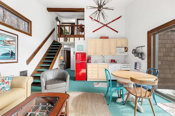 A well-stocked and tastefully decorated vintage chalet. 
