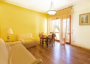 Sofa-Liliana-Elba Island