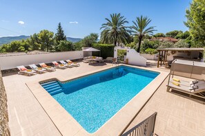 Sunbathing Terrace and Pool