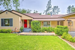 Property Exterior | Yard w/ Grill | Outdoor Seating