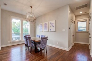 Whether you’re looking for breakfast, lunch, or dinner, this dining room offers a dedicated space to enjoy a nice sit-down meal.