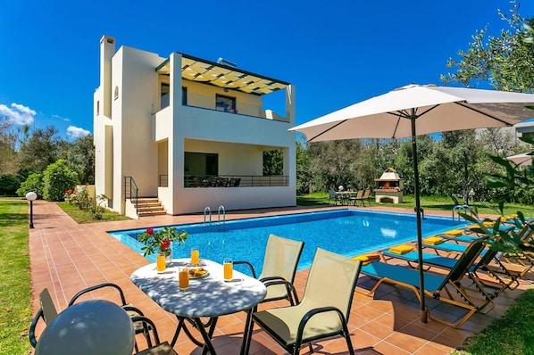 Villa Ilos image