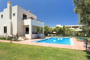 Villa Ilos image