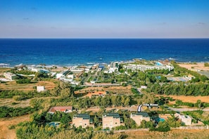 Villa Minos image