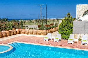 Villa Minos image